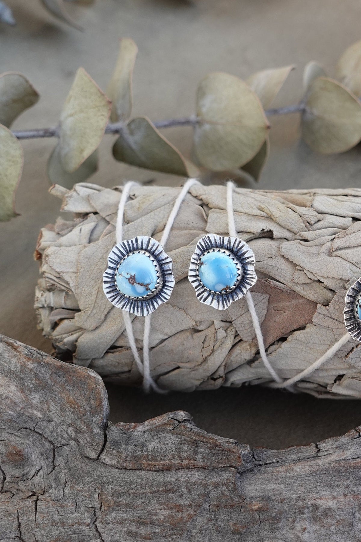 Gold Hills Stud Earrings